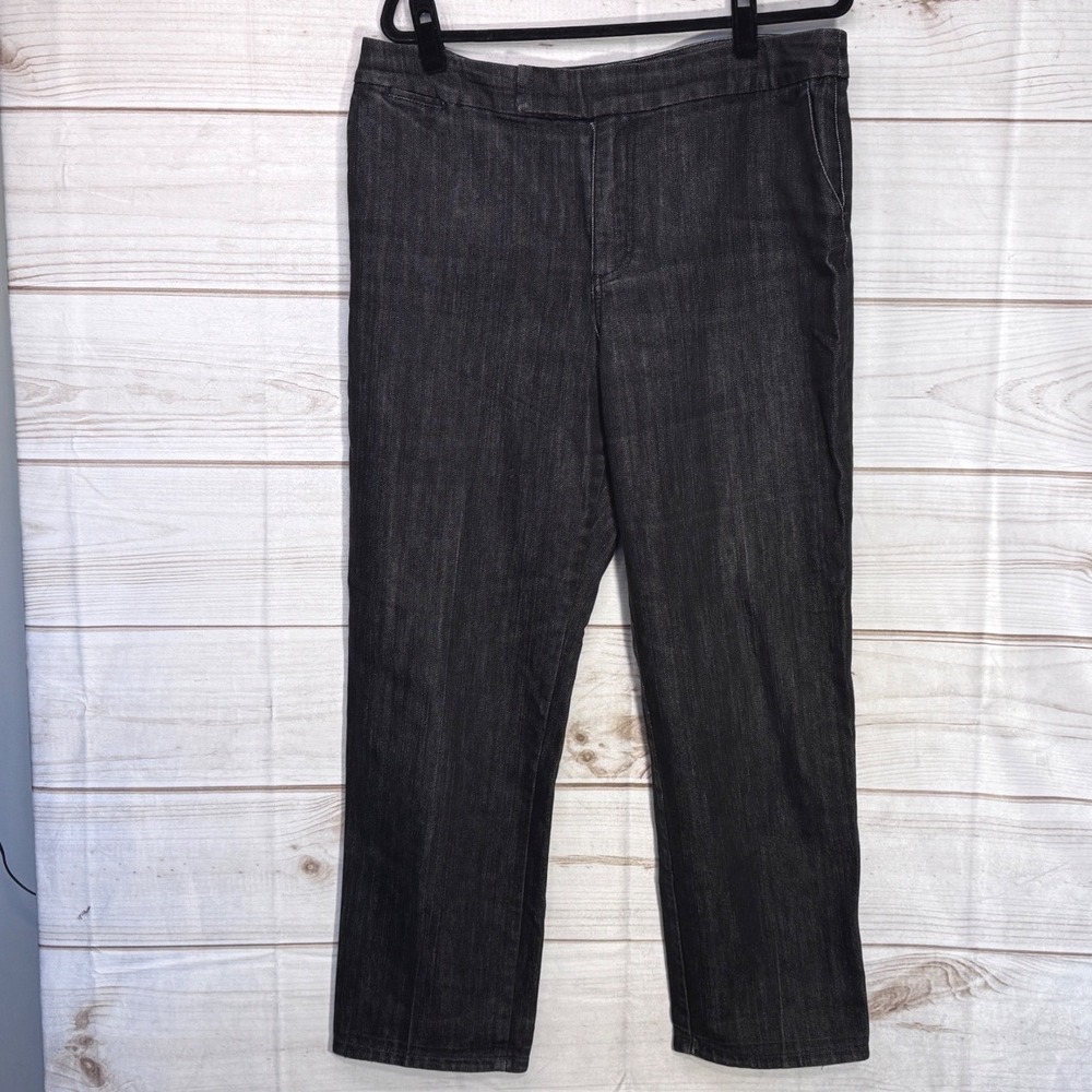 Chicos Platinum Black Dark Wash Straight Leg Denim Pants Size 3 Short Petite